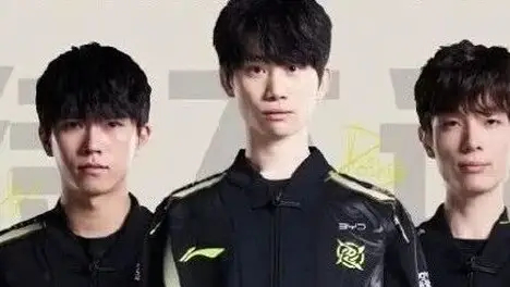 LPL夏季赛激战正酣，S15陪练团助力世界赛备战，主场作战剑指夺冠目标